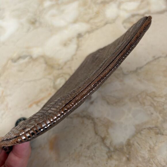 Stella & Dot Metallic Faux Leather Wristlet Wallet - Picture 7 of 10